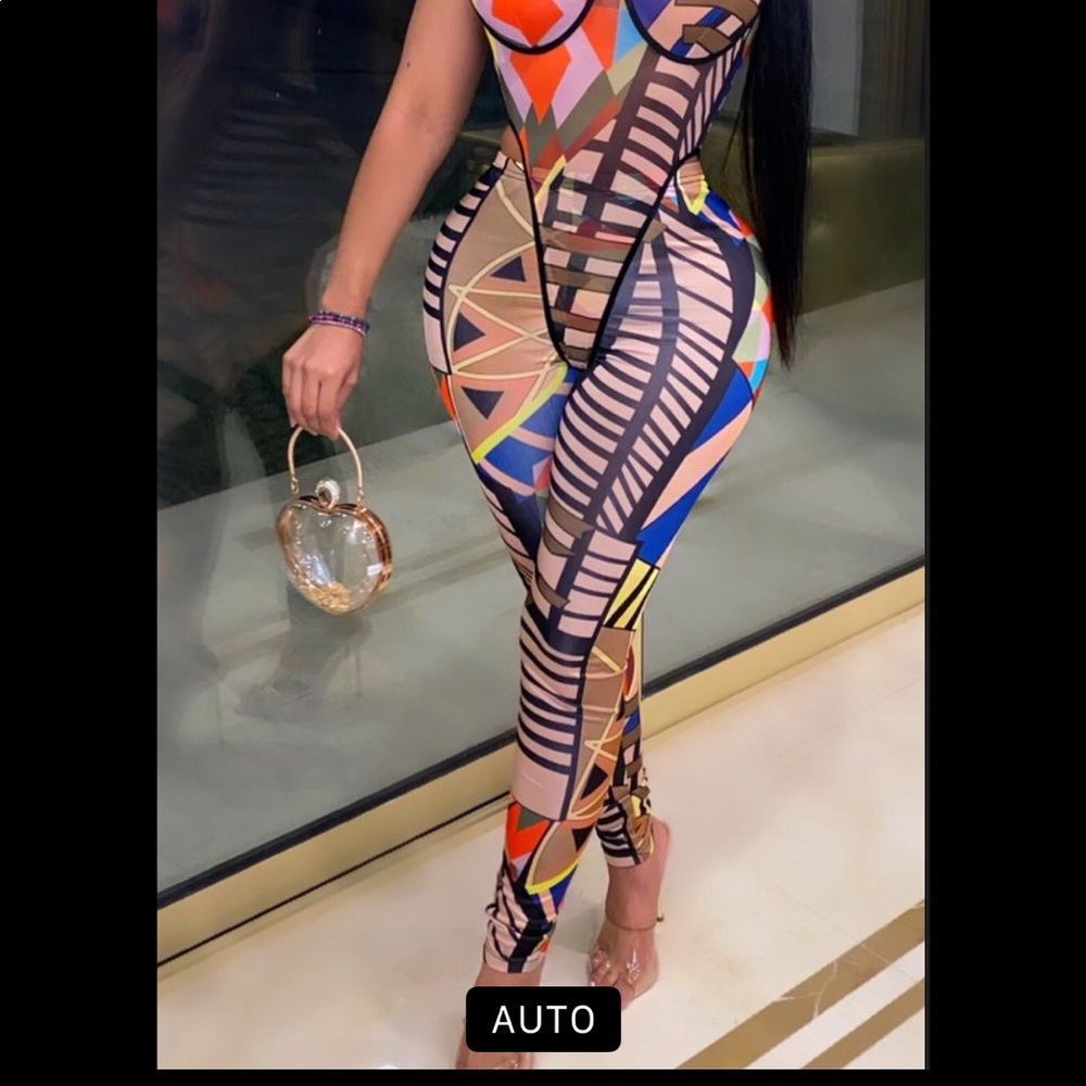 Aztec Multi Color 2 piece Set - Picture 2 of 3